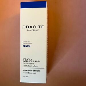 Odacite  Renewing Serum NWB